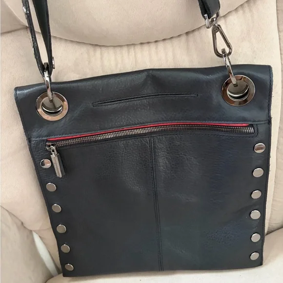 Hammitt Large Montana Adjustable Black Leather Shoulder/Crossbody Bag - Picture 3 of 16